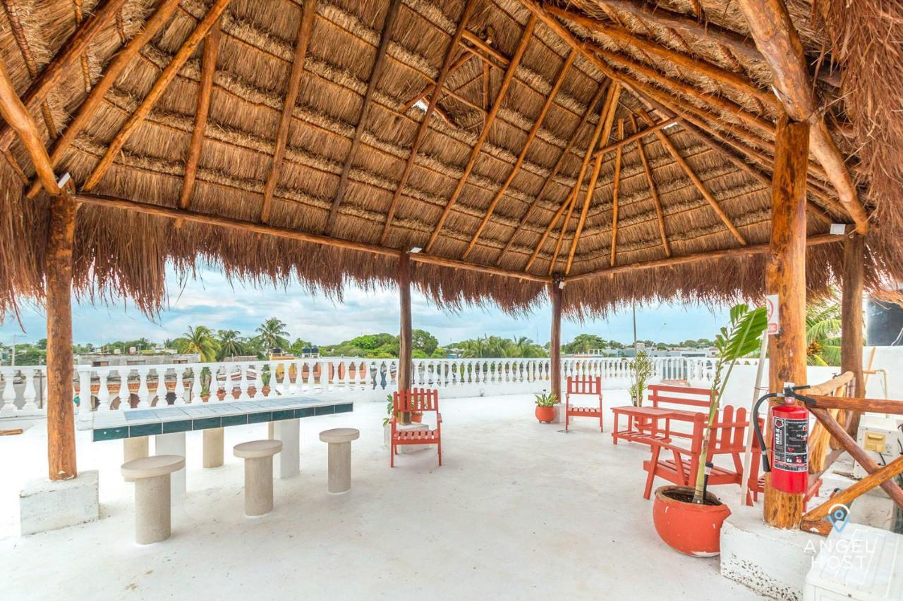 Malecon Beach House In Progreso 1 Block From Beach المظهر الخارجي الصورة