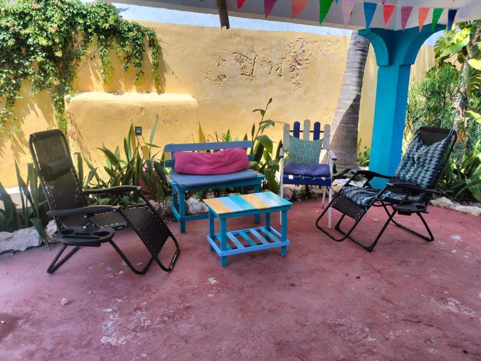 Malecon Beach House In Progreso 1 Block From Beach المظهر الخارجي الصورة